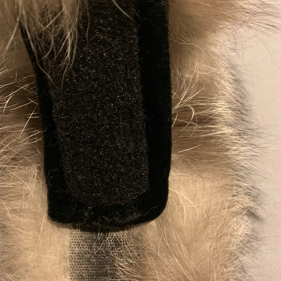 Genuine Fox fur wrist cuff - Just 1 - Picture 4 of 8